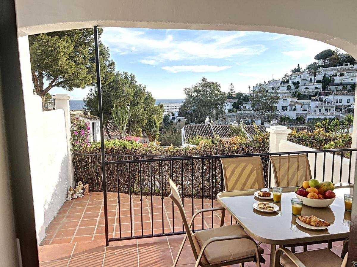 Agradable Adosado Con Piscina La Hidalga Villa Benalmadena Exterior photo