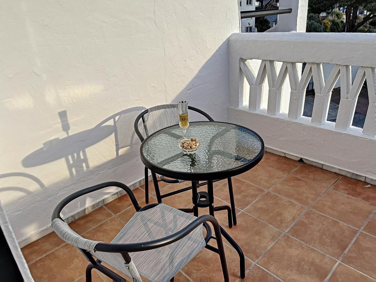 Agradable Adosado Con Piscina La Hidalga Villa Benalmadena Exterior photo