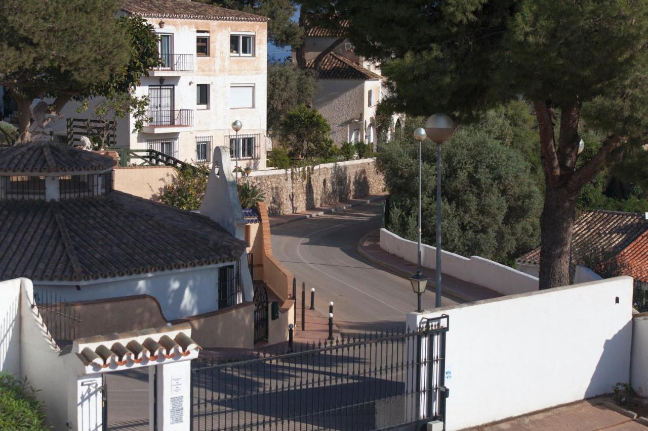 Agradable Adosado Con Piscina La Hidalga Villa Benalmadena Exterior photo